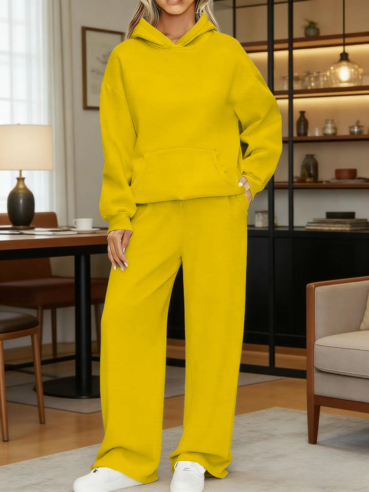 Damen nan kuscheliges Oversize Hoodie und weite Jogginghose Set Echo Archiv