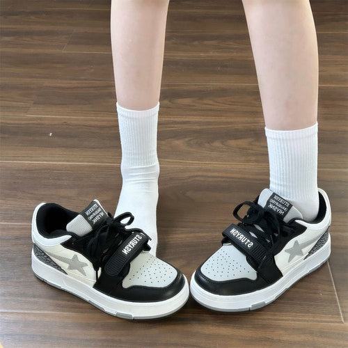 Damen Sportliche Sneakers mit strapazierfähigem Obermaterial und rutschfester Sohle Echo Archiv