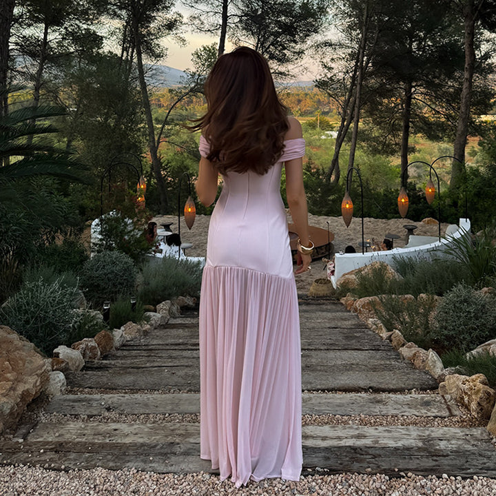 Damen Elegantes Maxikleid mit schulterfreiem Design und verführerischem Drapierungselement Echo Archiv