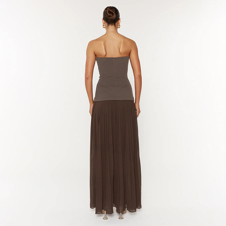 Damen Elegantes Maxikleid mit tailliertem Oberteil und fließendem Rock Echo Archiv