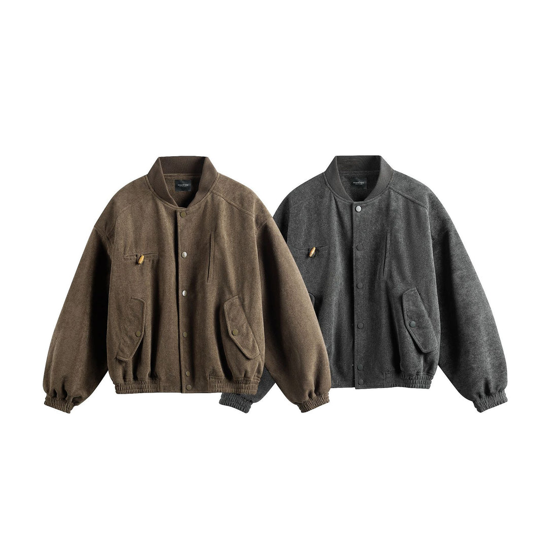 Unisex Boxy-Softsuede-Blouson mit Druckknopfleiste, Pattentaschen und geripptem Saum Echoarchiv
