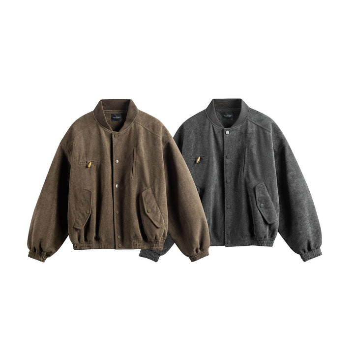 Unisex Boxy-Softsuede-Blouson mit Druckknopfleiste, Pattentaschen und geripptem Saum Echoarchiv