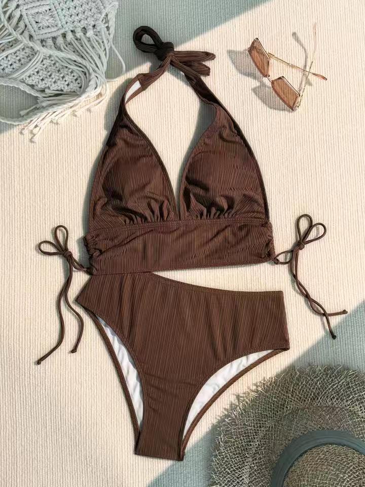Damen Triangel-Bikini mit modischem Wickel-Design Echo Archiv