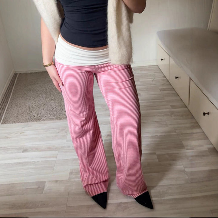 Damen nan Loungehose mit hohem Umschlagbund weitem Bein und feinem Streifenmuster Echo Archiv