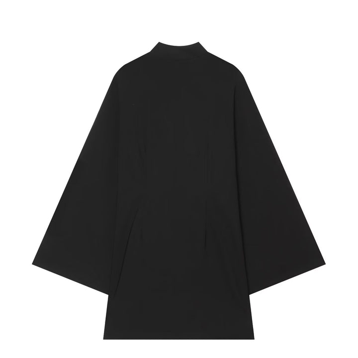 Damen Cape‑Mantel mit Stehkragen chinesischen Knotenverschlüssen und weiten Kimonoärmeln Echo Archiv