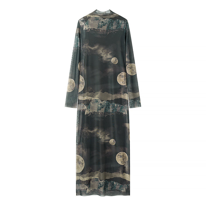 Damen langes Mesh-Maxikleid mit langen Ärmeln, hohem Rundhalsausschnitt und mystischem Mondprint – Valéora