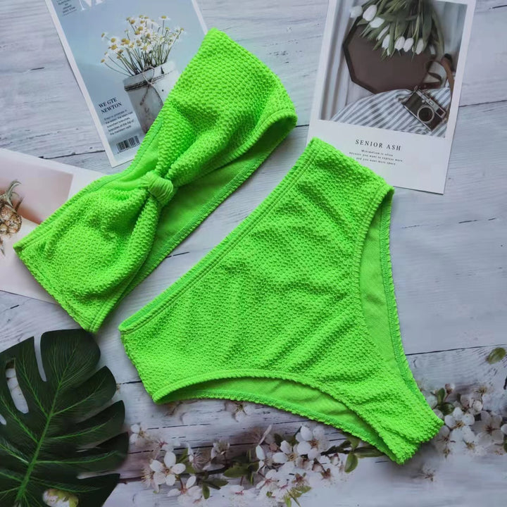 Damen Bikini-Set mit strukturierter Oberfläche und modischem Knoten Echo Archiv