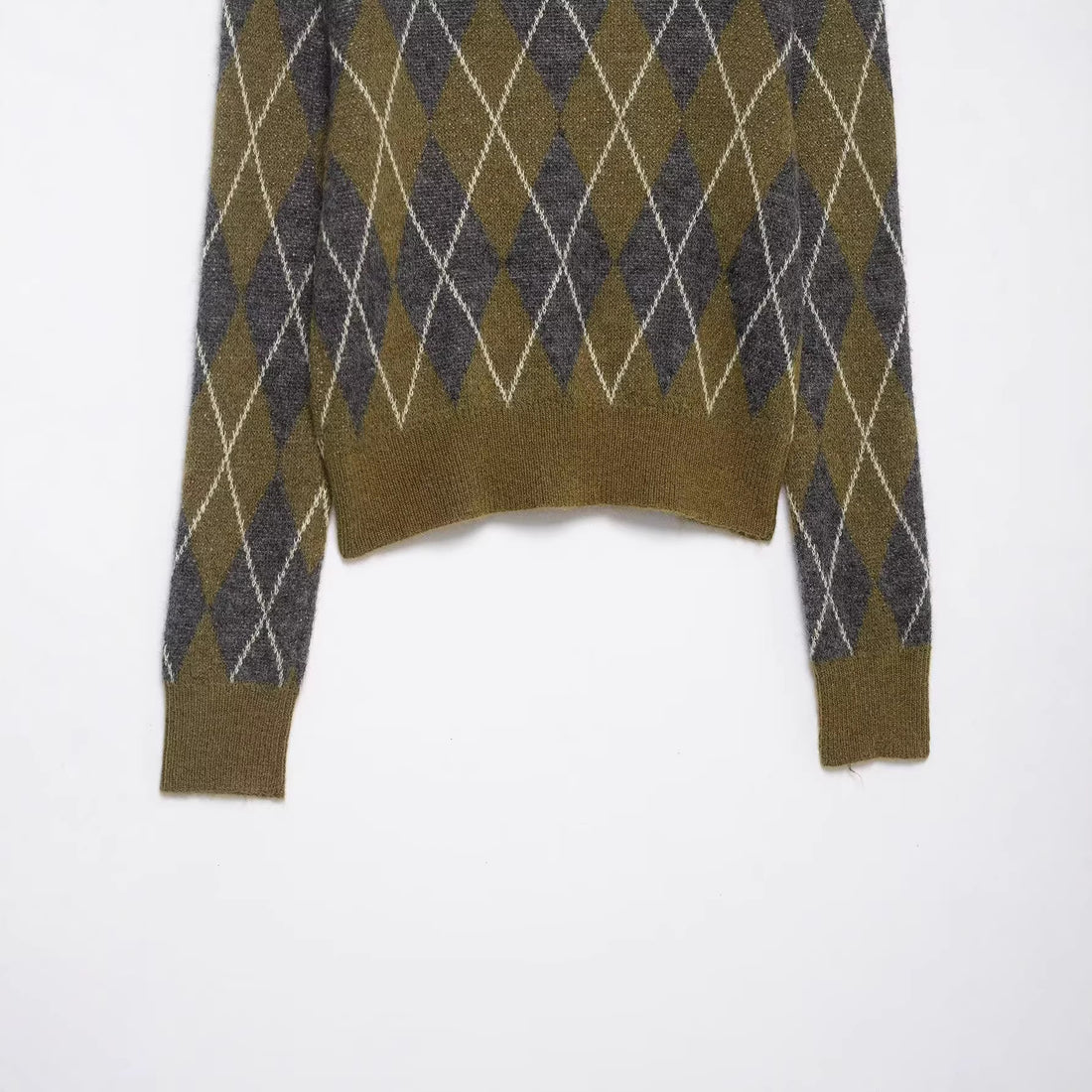 Damen Kurzgeschnittener Argyle‑Polo‑Pullover aus feinem Strukturstrick Echoarchiv