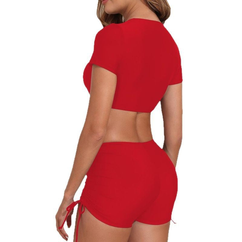 Damen Sportliches Bikini-Set mit kurzem Oberteil und schnürbarem Höschen Echo Archiv
