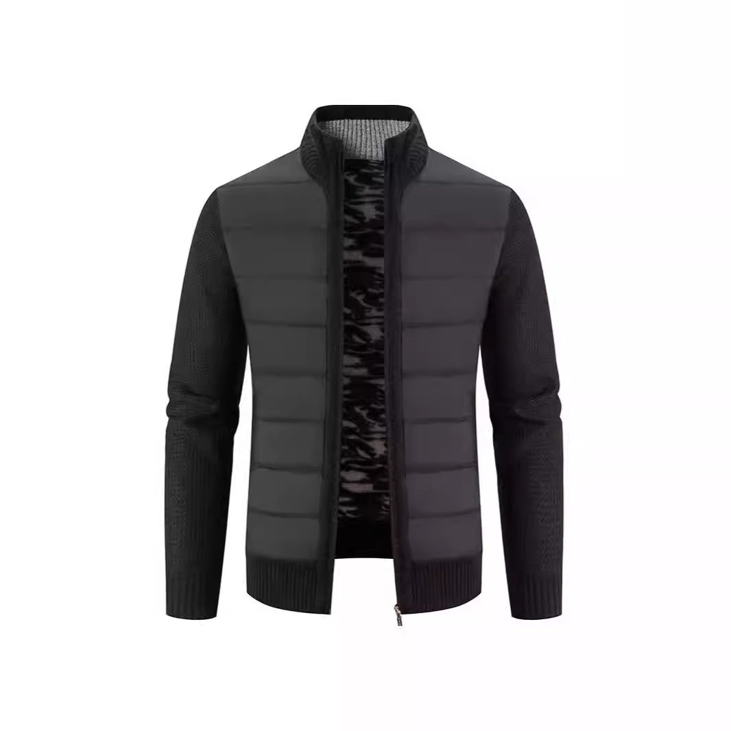 Herren Hybridjacke mit hochabschließendem Kragen und modischen Strickdetails Echoarchiv
