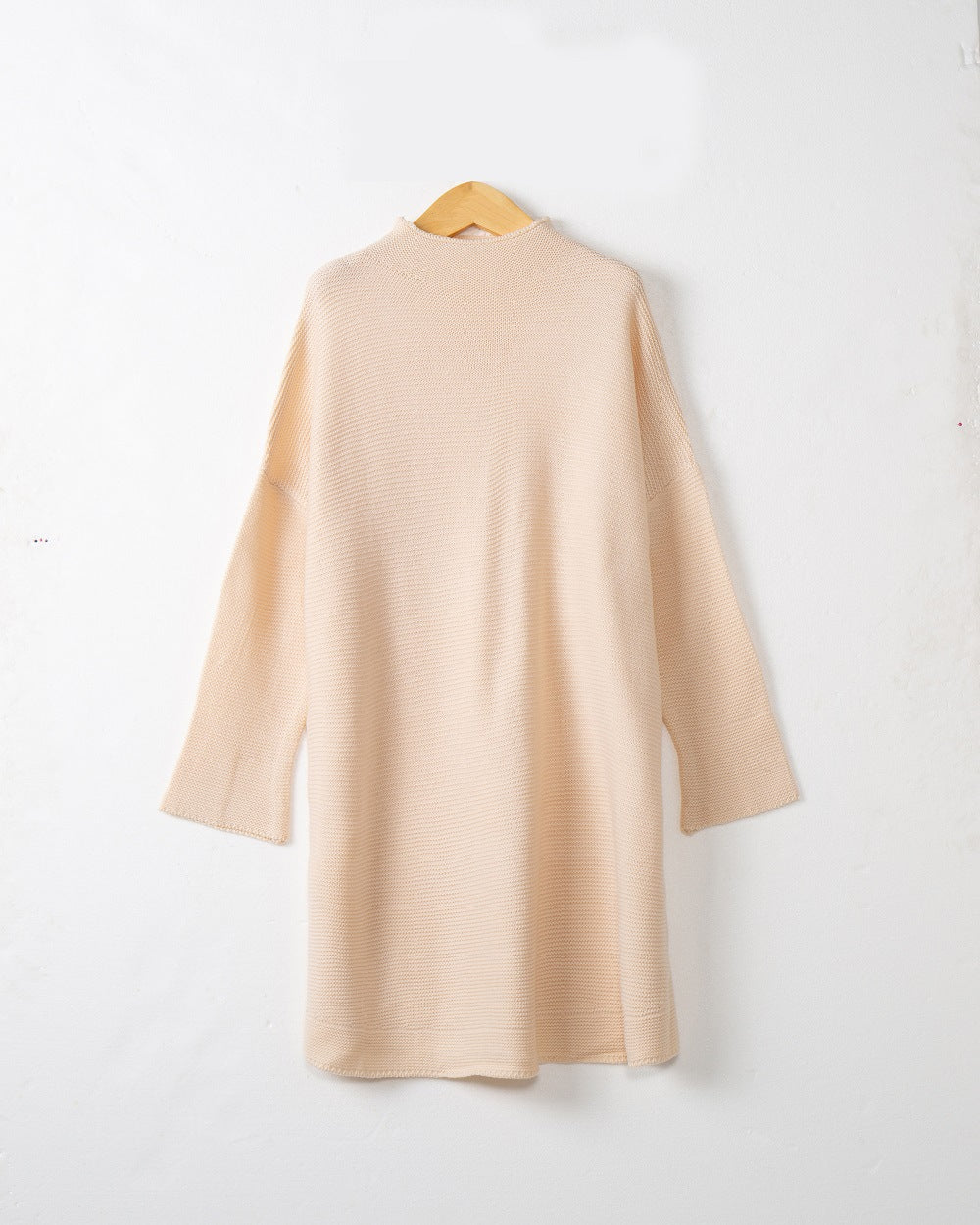 Damen Oversize Strick-Tunika mit kurzem Stehkragen und überschnittener Schulter Echo Archiv