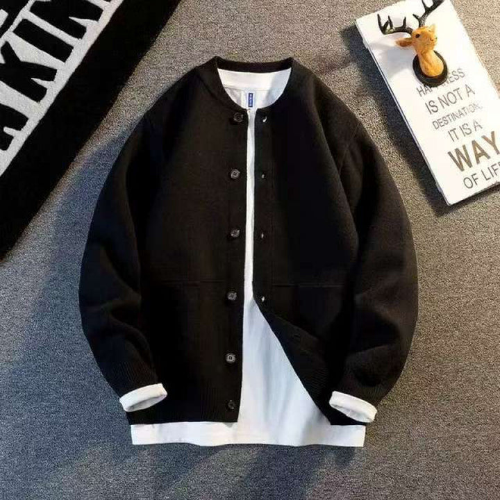 Unisex Feinstrick-Cardigan mit Rundhals, aufgesetzten Taschen und Rippbündchen Echoarchiv