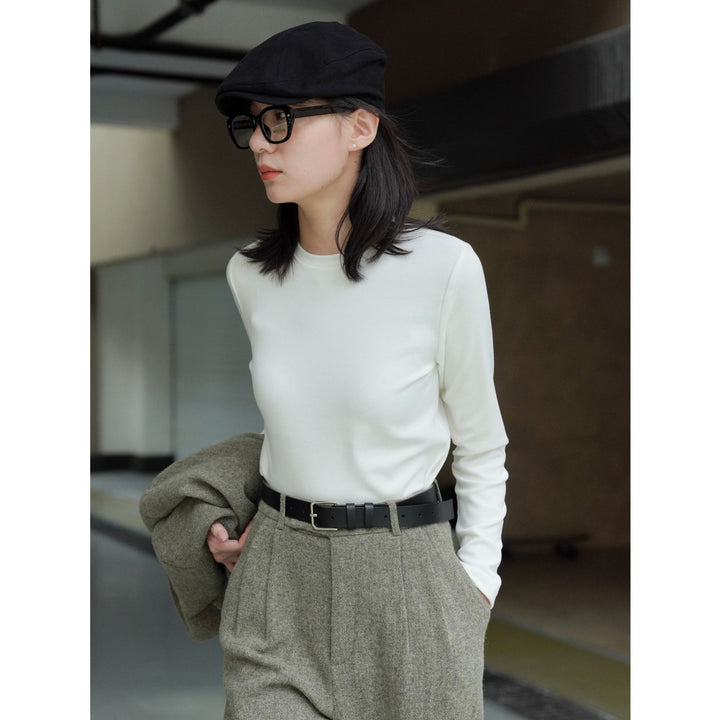 Damen Feiner Rundhals-Pullover aus Baumwoll‑Mix mit leicht taillierter Silhouette Echoarchiv