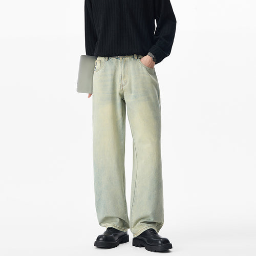Herren Locker geschnittene Denim-Jeans mit weitem Bein und soften Vintage-Fade Echo Archiv