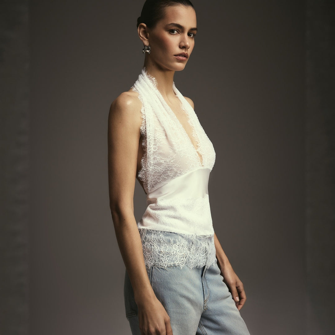 Damen Elegantes Oberteil mit Spitzendetails und tiefem V-Ausschnitt Echo Archiv