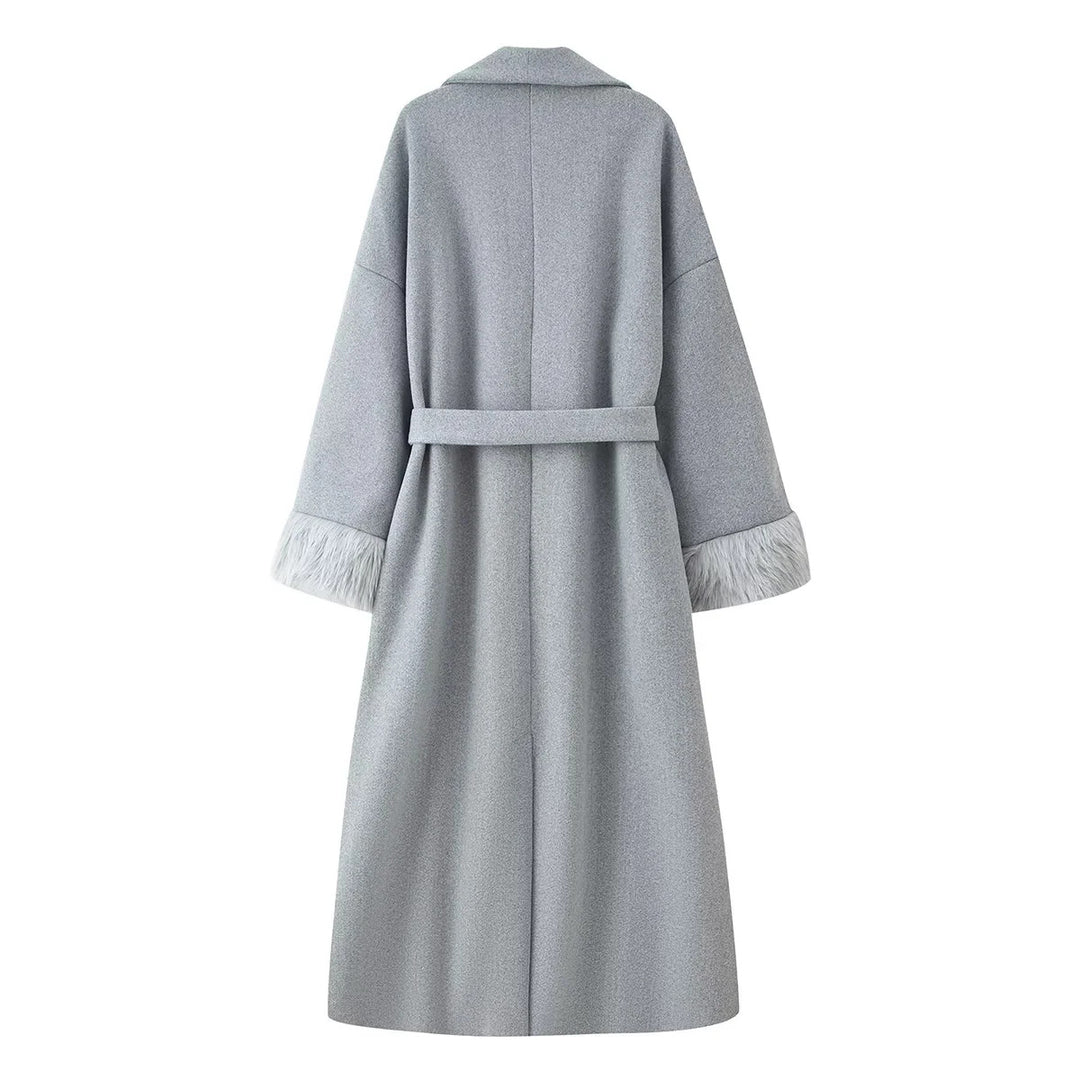 Damen oversize Mantelrobe mit weitem Schalkragen, Taillenband und Fauxfur-Manschetten – Montévia