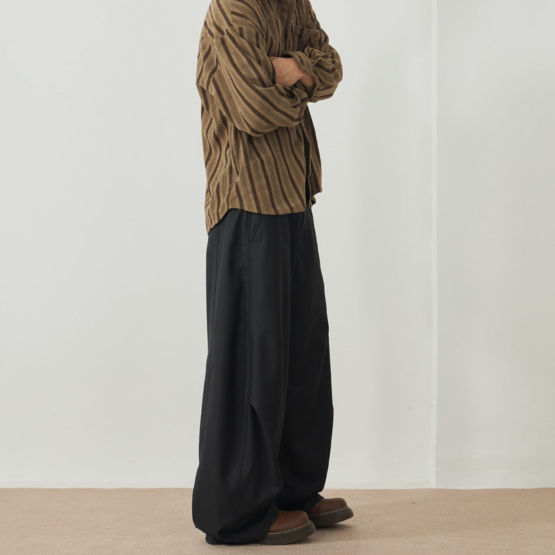 Herren Bodentiefe Oversize-Twillhose mit extra weitem Bein und cleanem Minimaldesign Echo Archiv