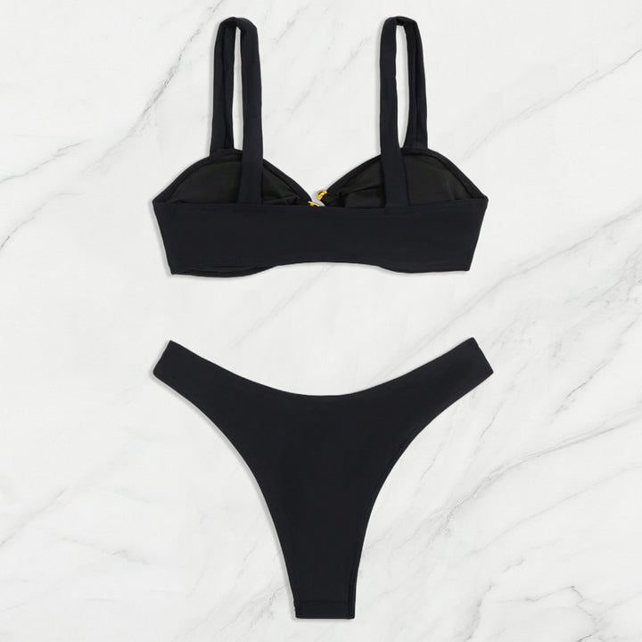 Damen Bikini mit eleganten Gold-Details Echo Archiv