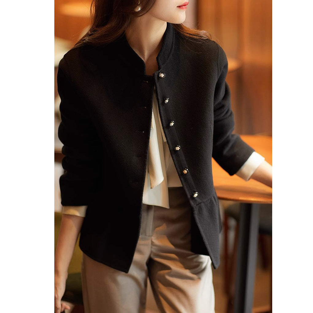 Damen Modischer Sweatjacke mit Knopfdetails Echoarchiv