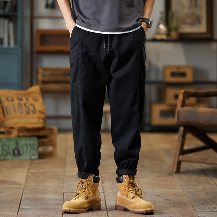 Herren Baumwoll-Twill Joggerhose im Tapered-Schnitt mit Tunnelzug und gekrempeltem Saum Echo Archiv