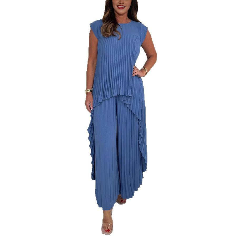 Damen elegantes Plissee-Jumpsuit mit asymmetrischem Saum und fließendem Design – Solévia