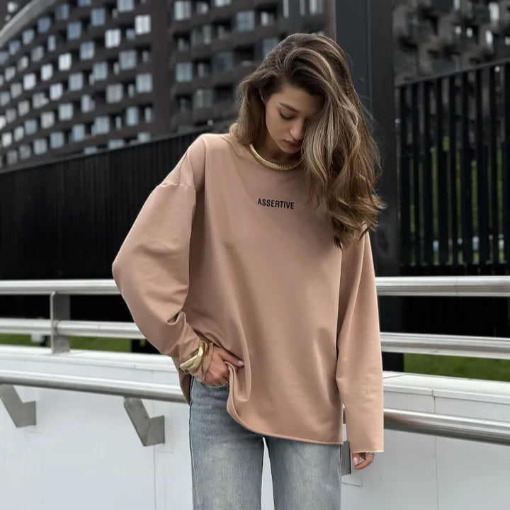 Damen Oversized Longsleeve-Sweatshirt mit Statement-Print und Rundhalsausschnitt – Avérine