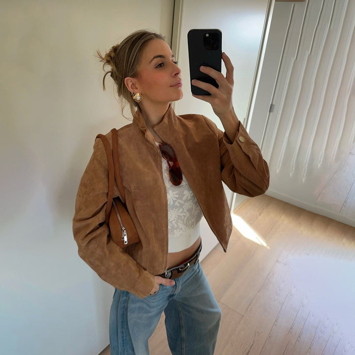 Damen Kurzgeschnittene Wildlederoptik Blousonjacke mit Hemdkragen und Reißverschluss – Célinea