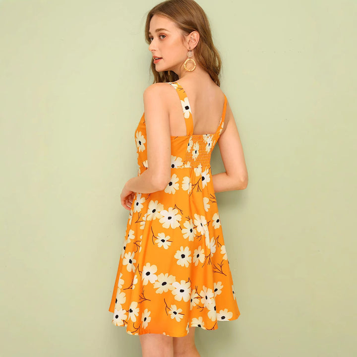 Damen Sommerkleid mit Blumenmuster und Knopfleiste Echoarchiv
