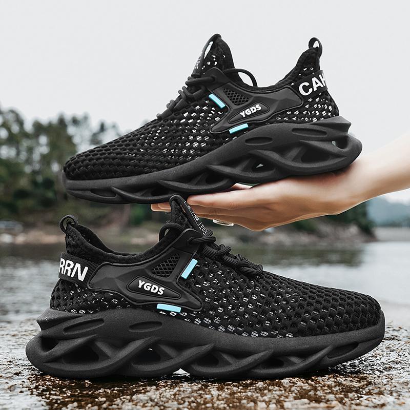 Damen Sportliche Sneakers mit atmungsaktiver Netzstruktur und flexibler Profilsohle Echo Archiv