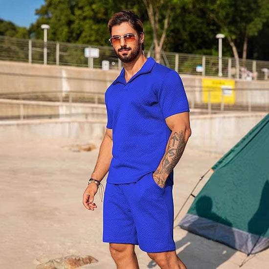 Herren Freizeitset mit passendem Kurzarmhemd und Shorts Echoarchiv