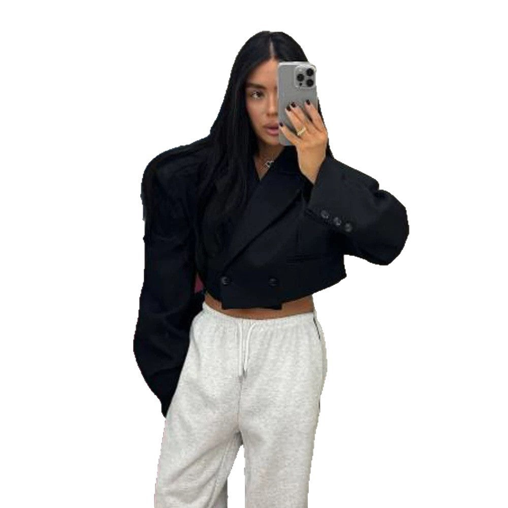 Damen Cropped-Boxy Kurzblazer mit kastiger Silhouette und überlangen Ärmeln Echoarchiv