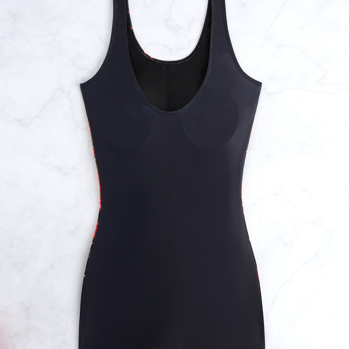 Damen Einteiliger Badeanzug mit sportlichem Design und buntem Grafikmuster Echo Archiv
