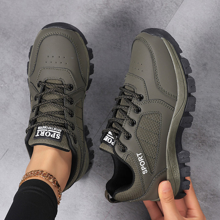 Herren nan robuster Schnür-Freizeitsneaker mit tiefem Stollenprofil, gepolstertem Schaft und praktischer Zuglasche Echo Archiv