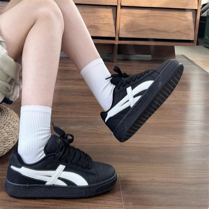 Damen Modische Sneakers mit hoher Gummisohle und atmungsaktivem Obermaterial Echo Archiv