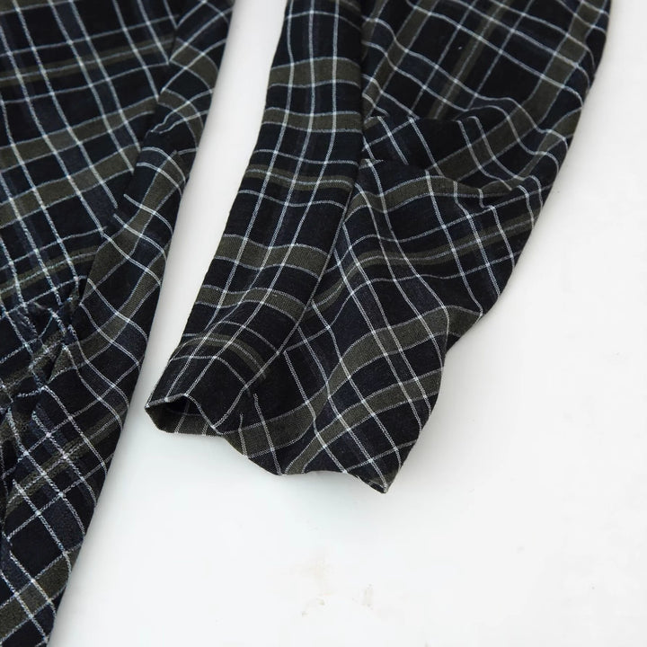 Damen Midikleid mit Wickoptik, seitlicher Raffung und asymmetrischem Saum Echoarchiv