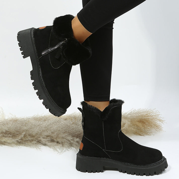 Damen Kurzschaft-Stiefelette mit Teddy‑Umschlag, Veloursoptik und Chunky‑Lug‑Sohle Echoarchiv