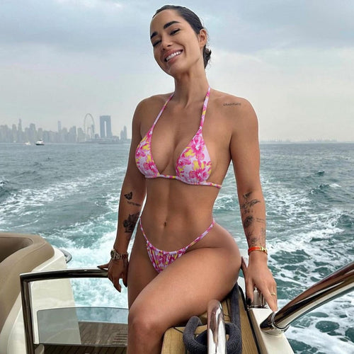 Damen Bikini mit zarten floralen Mustern Echo Archiv