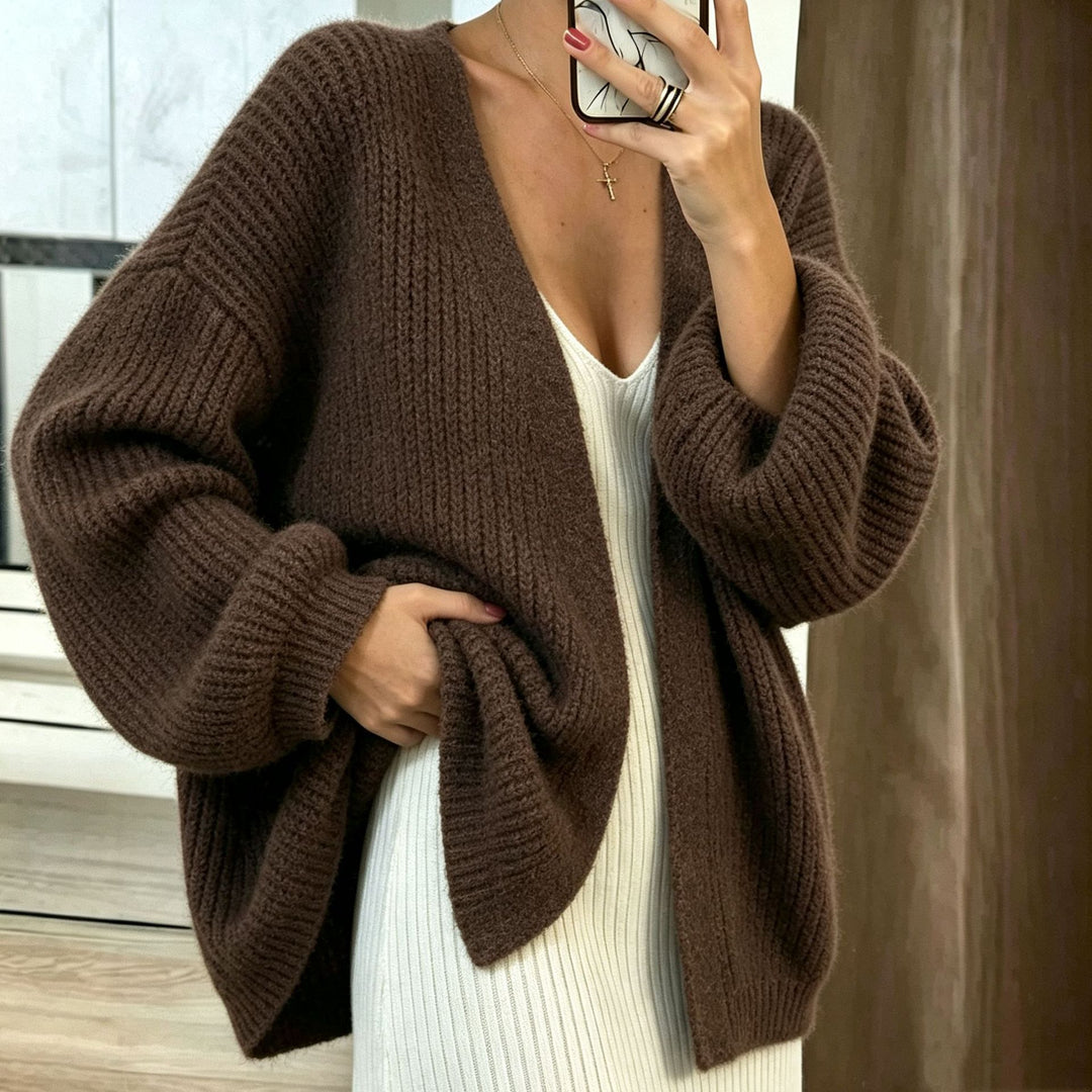 Damen Oversize-Cardigan aus grobem Rippstrick mit Ballonärmeln – Veloura
