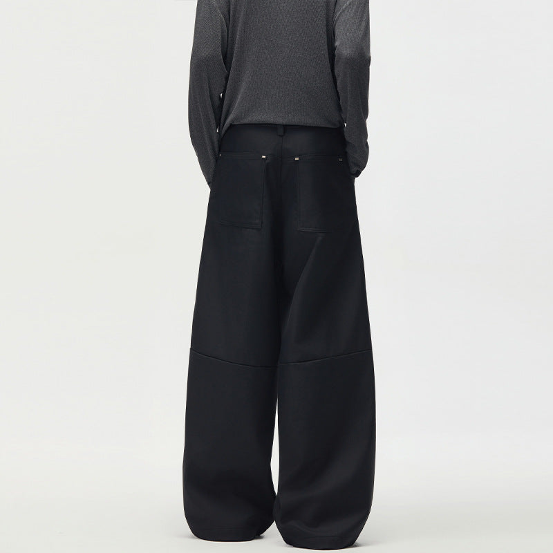 Herren Weite Plissierte High-Waist Anzughose mit Utility-Gürtel Echo Archiv
