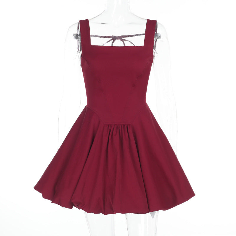 Damen schwingendes Midikleid mit quadratischem Ausschnitt und schmalen Trägern Echo Archiv