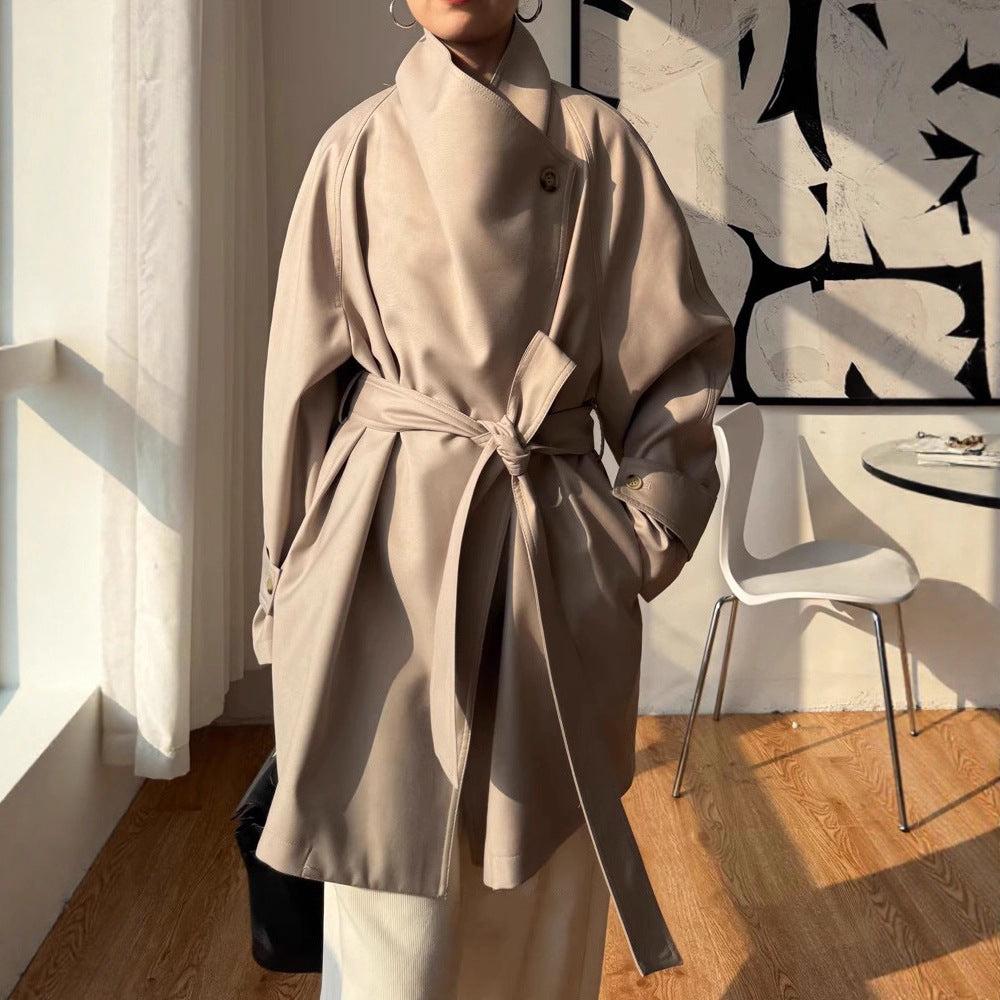 Damen Eleganter Trenchcoat aus hochwertigem Material Echoarchiv