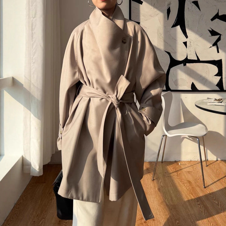 Damen Eleganter Trenchcoat aus hochwertigem Material Echoarchiv