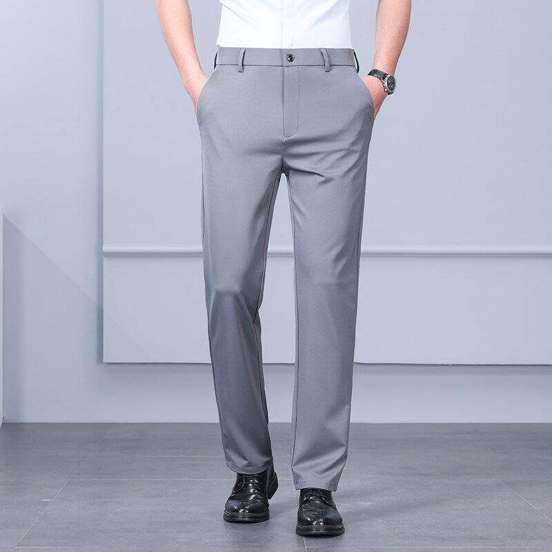 Herren Elegante Business-Hose mit schmalem Schnitt Echoarchiv