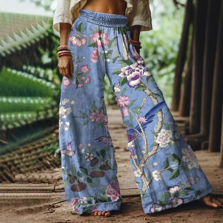 Damen Weite Sommerhose mit buntem Blumen- und Schmetterlingsprint Echo Archiv