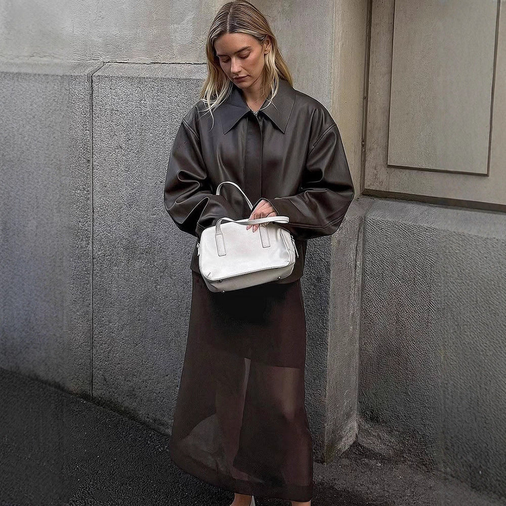 Damen Cropped Boxy Jacke aus Lederimitat mit übergroßem Kragen und verdeckter Reißverschlussleiste Echoarchiv