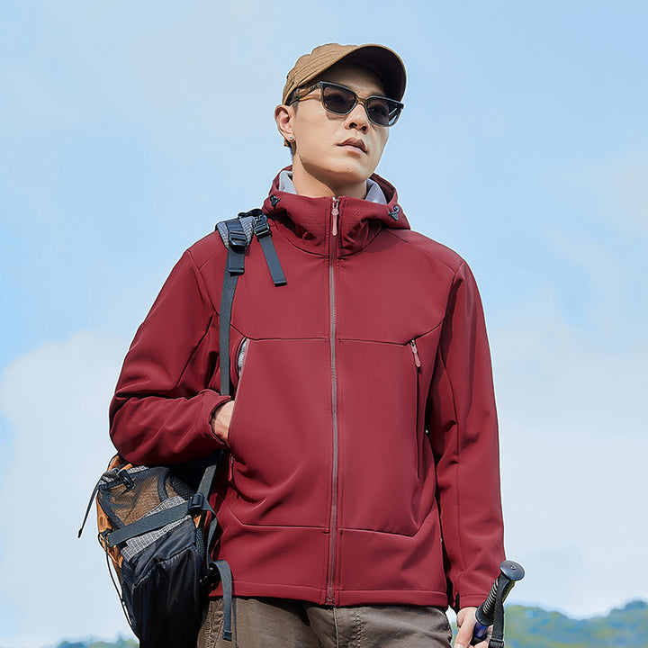 Herren Softshell-Funktionsjacke mit hohem Thermokragen, Kapuze und wasserabweisenden Reißverschlüssen Echoarchiv