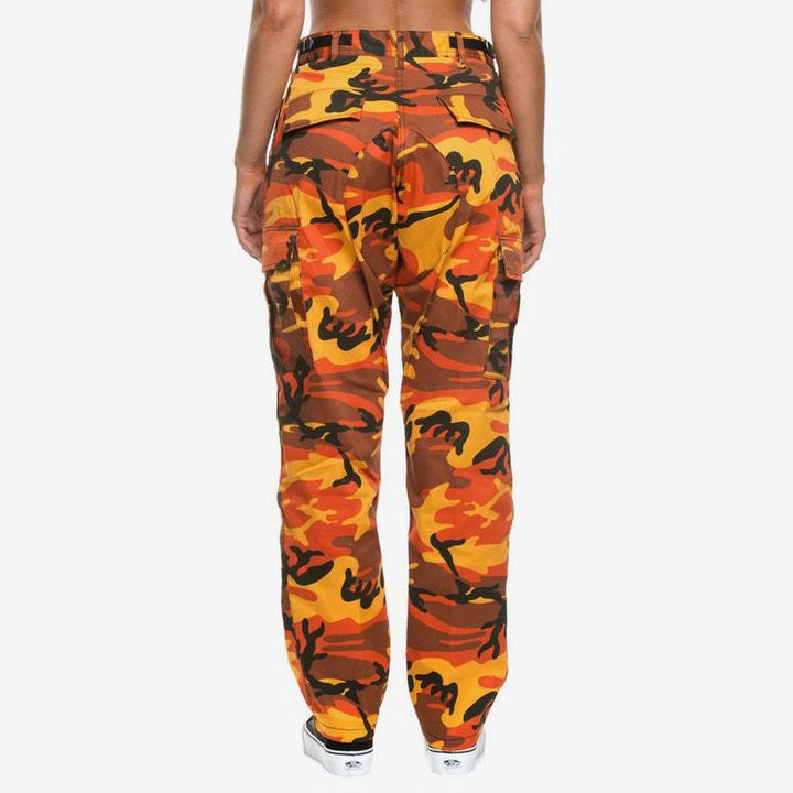 Herren Cargohose im modernen Camouflage-Stil mit mehreren praktischen Taschen Echoarchiv