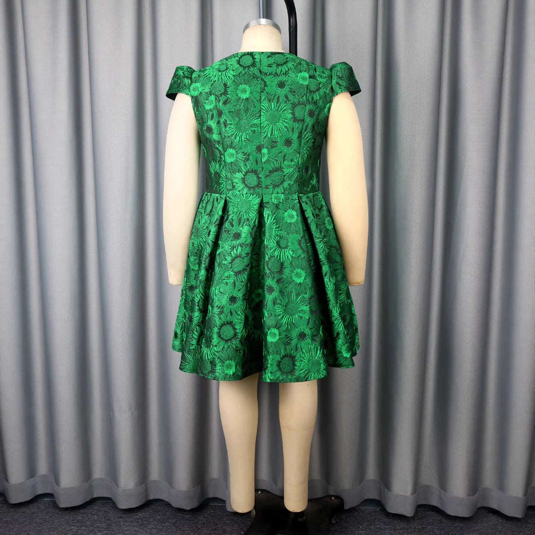Damen A-Linien Kleid mit floralen Mustern und Wickeloberteil Echo Archiv