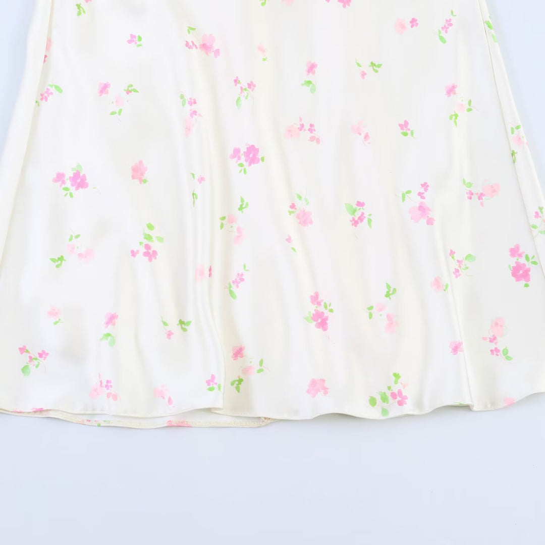 Damen Maxikleid mit offenem Rücken und zarten Blumenmustern Echo Archiv