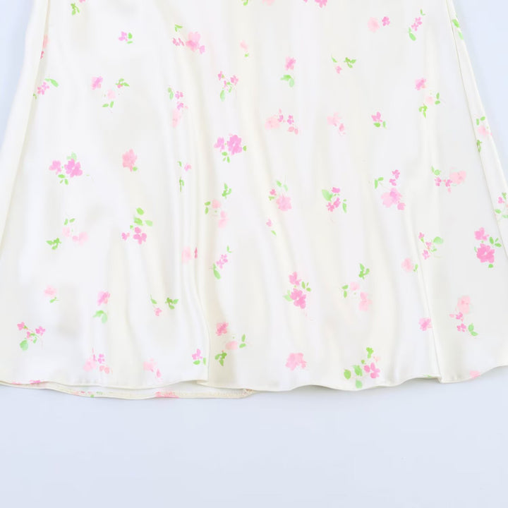 Damen Maxikleid mit offenem Rücken und zarten Blumenmustern Echo Archiv
